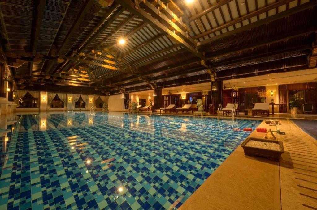 Tong Que Tai Jinling Hotel Tongling  Екстериор снимка