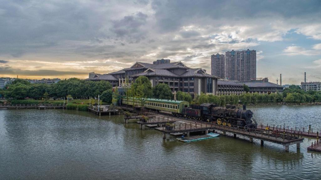 Tong Que Tai Jinling Hotel Tongling  Екстериор снимка